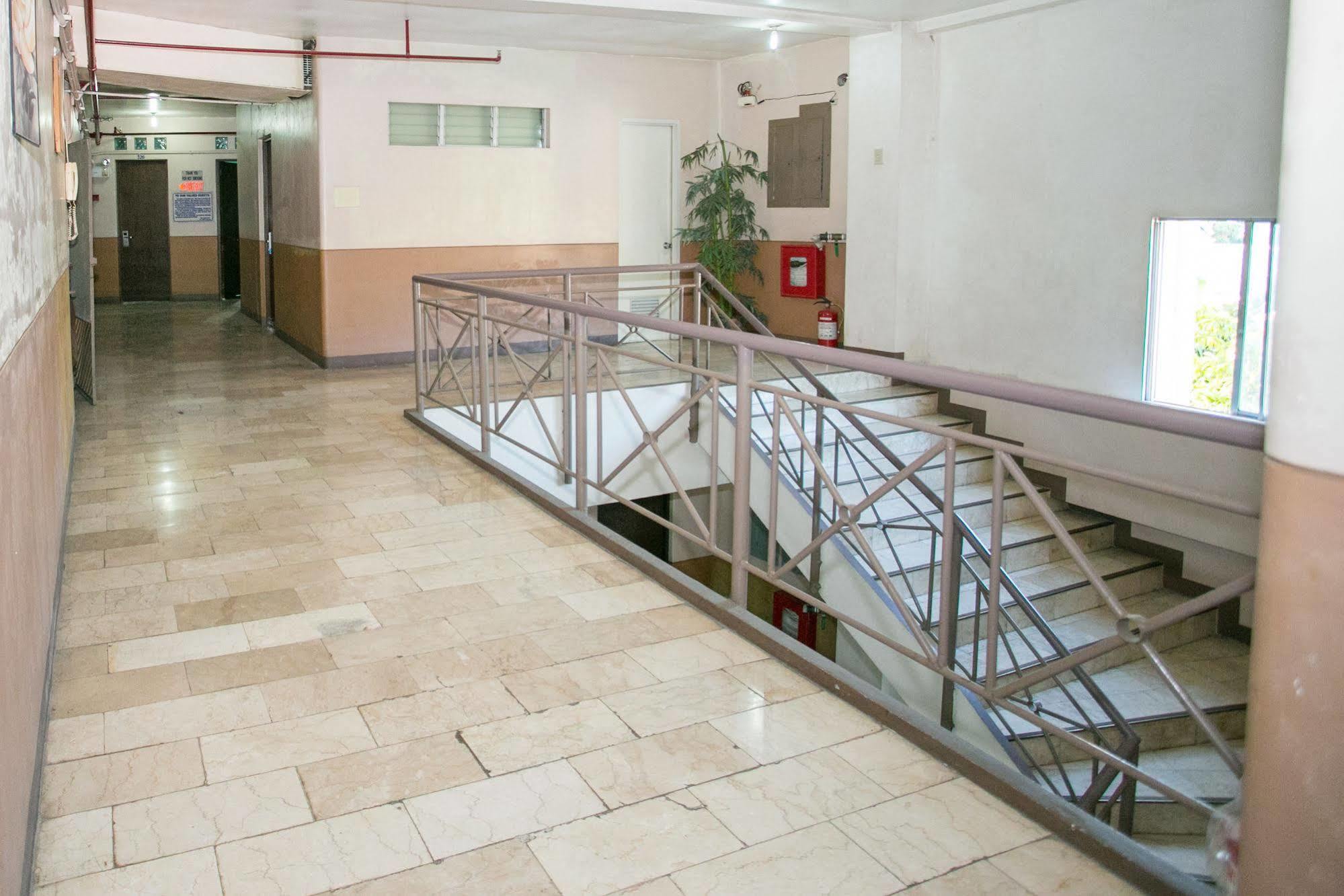 Gv Hotel - Dipolog Luaran gambar